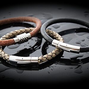 Simple leather bracelet