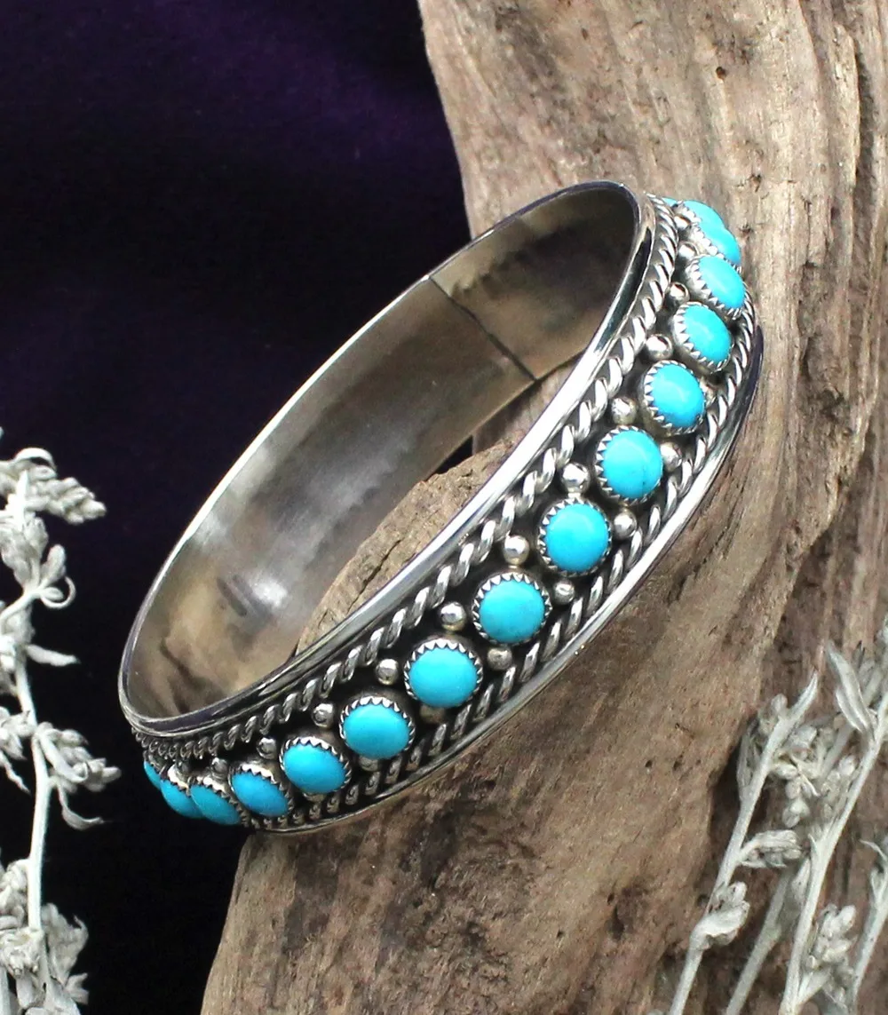 Stunning Turquoise Bangle
